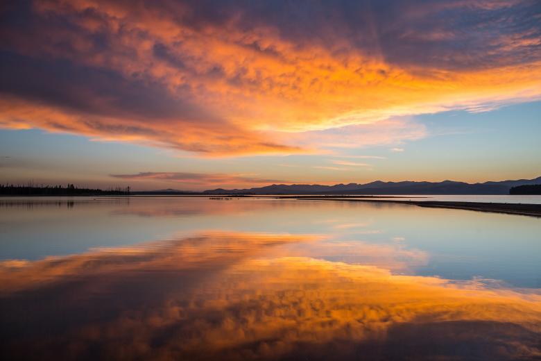 Free stock image of Mirror Effect created by Pixabay