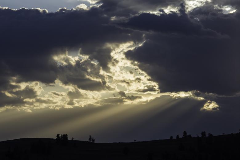 Free stock image of Cloudy Sunset created by Pixabay