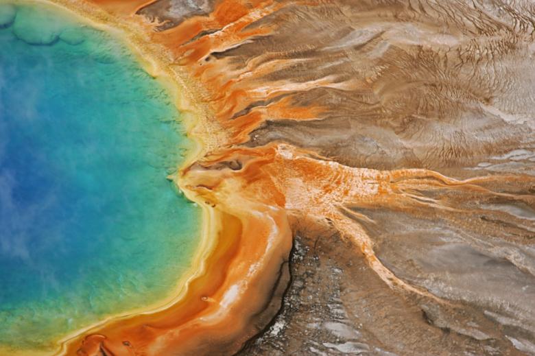 Free stock image of Grand Prismatic Spring created by Pixabay