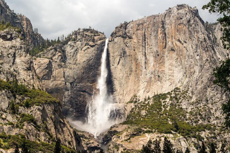 Free stock image of High Waterfall created by Pixabay