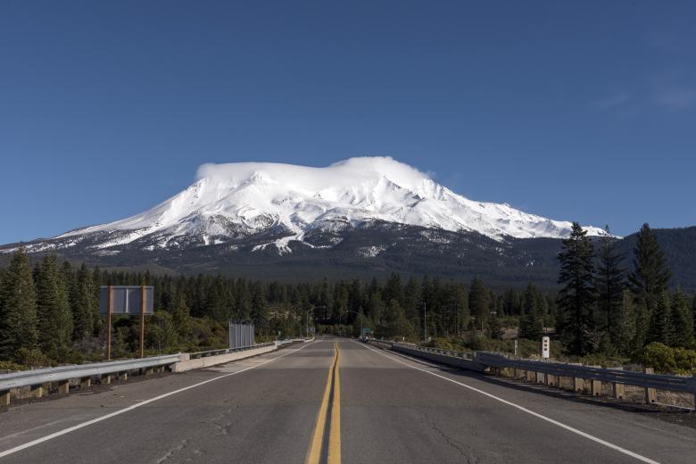 Free stock image of Mount Shasta created by Pixabay