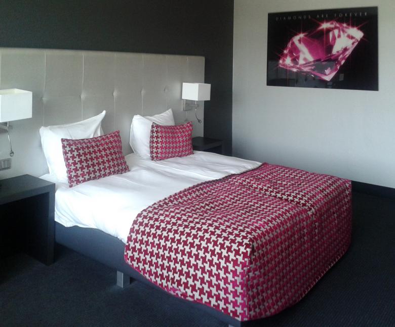 Free stock image of Hotel Room created by Pixabay