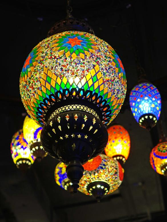 Free stock image of Modern Lanterns created by Pixabay