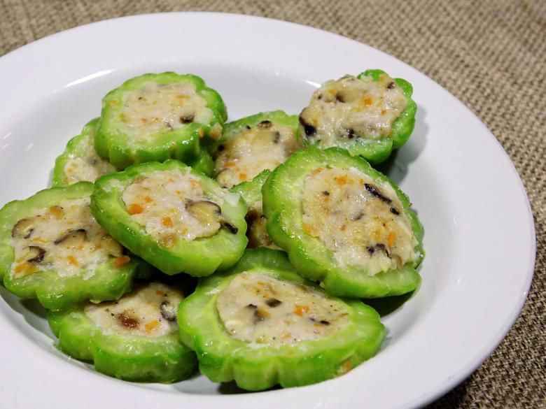 Free stock image of Bitter Gourd created by Pixabay