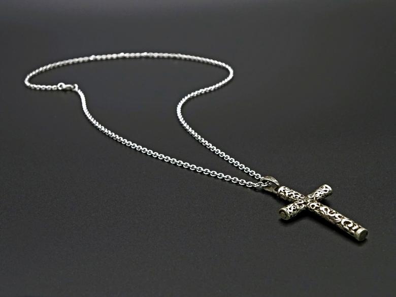 Free stock image of Cross Chain created by Pixabay