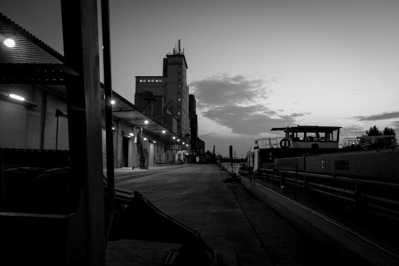 Free stock image of Port at Night created by Pixabay
