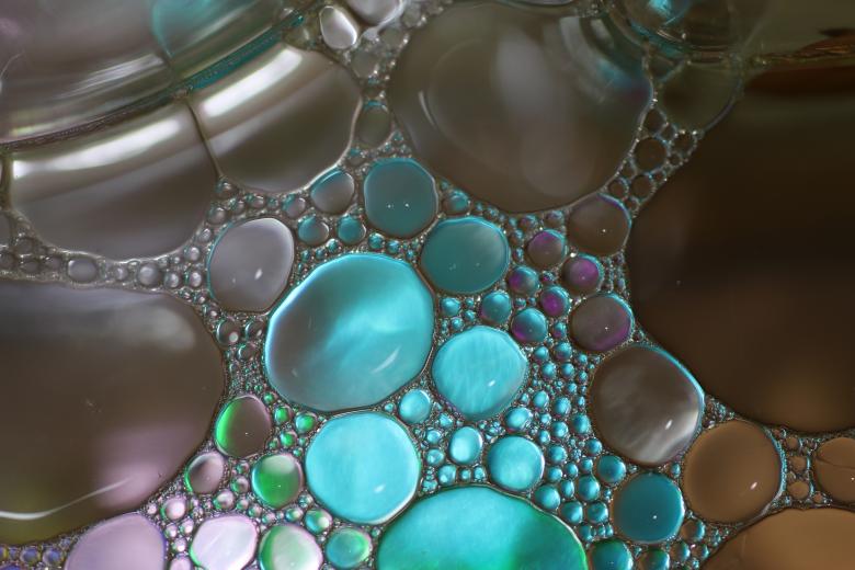 Free stock image of Oil in Water created by Pixabay