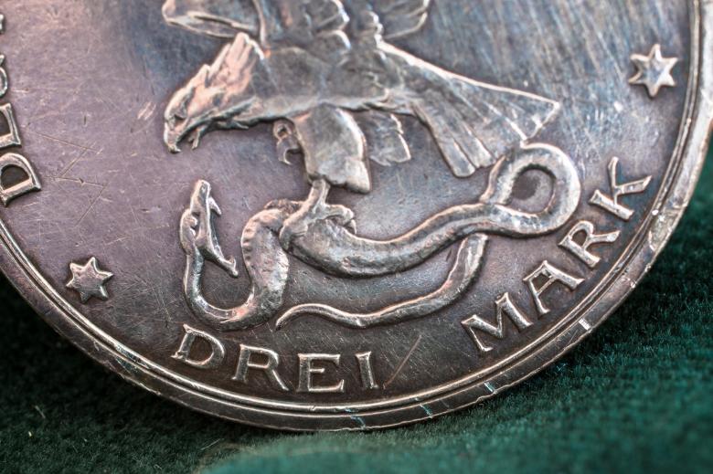 Free stock image of Silver Coin Bottom Close-up created by Pixabay