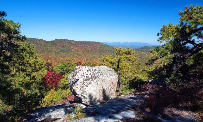 Free stock image of View from a Trail created by Eric Yuen