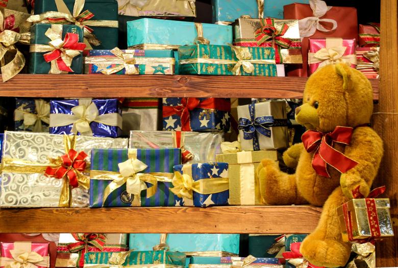 Free stock image of Christmas Gifts created by Pixabay