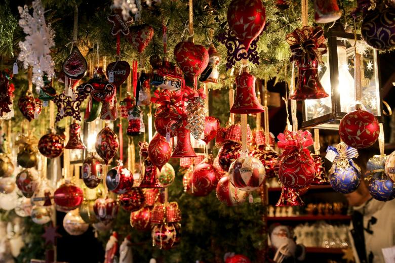 Free stock image of Christmas Market created by Pixabay