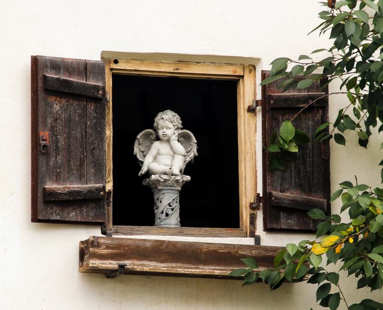 Free stock image of Angel in the Window created by Pixabay