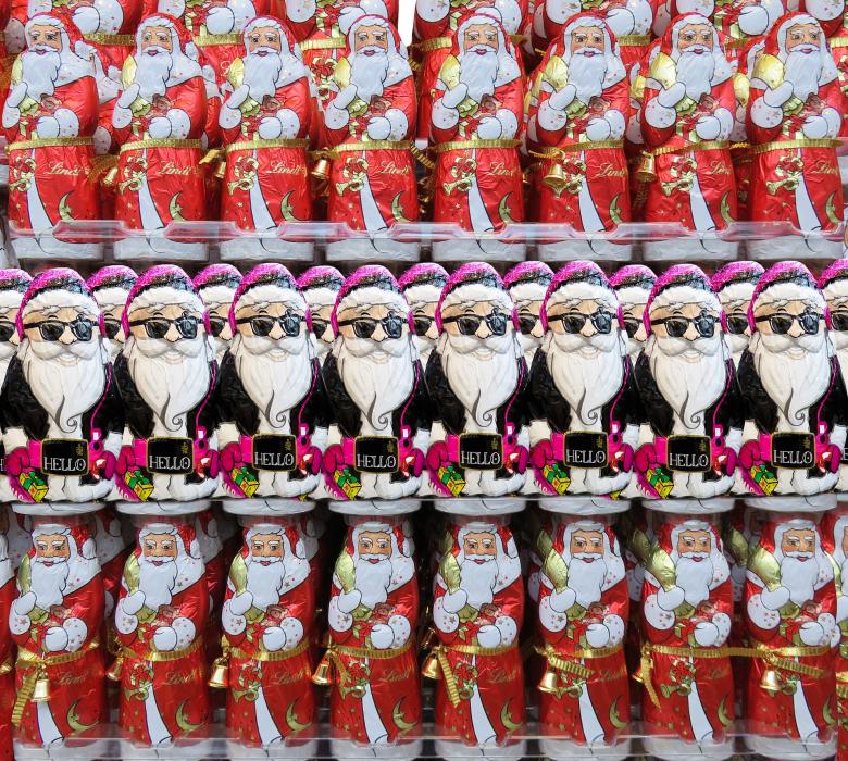 Free stock image of Christmas Figure created by Pixabay