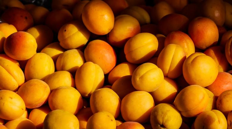 Free stock image of Fresh Fruit created by Pixabay