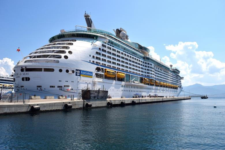Free stock image of Cruise on the Port created by Pixabay
