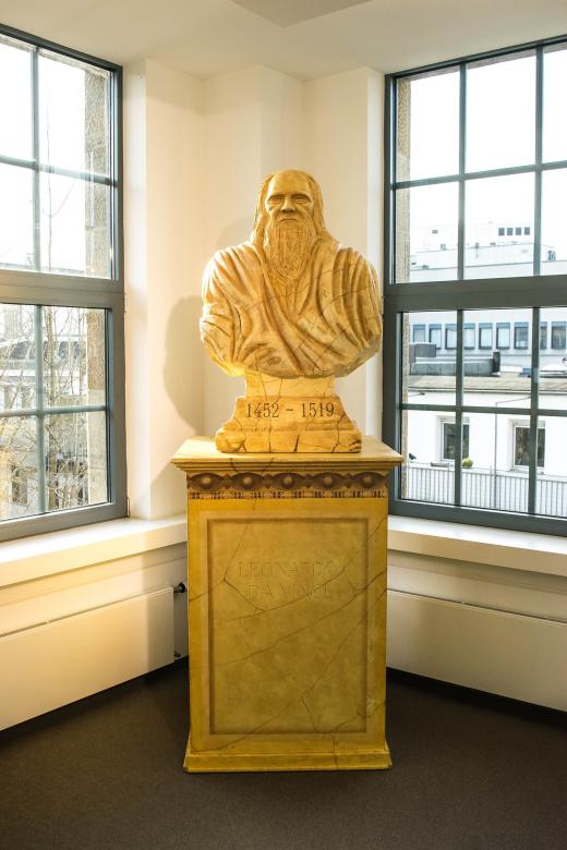 Free stock image of Leonardo Da Vinci created by Pixabay