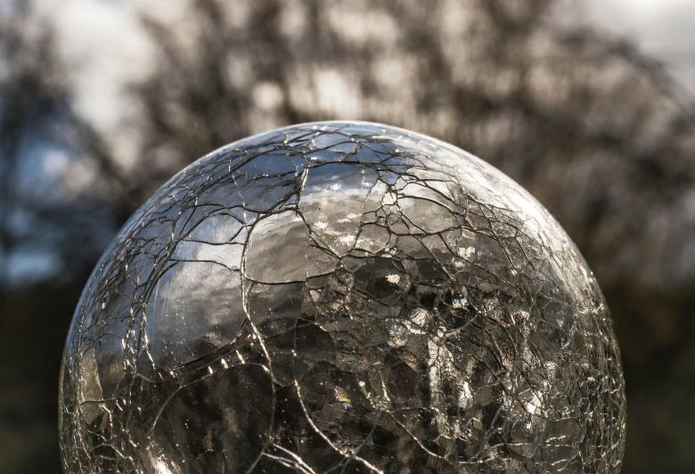 Free stock image of Broken Glass created by Pixabay