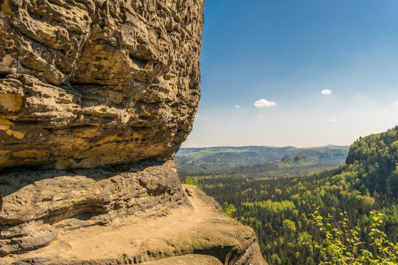 Free stock image of Rocky Cliffs created by Pixabay