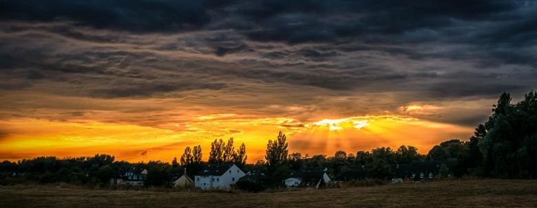 Free stock image of Sunset created by Pixabay