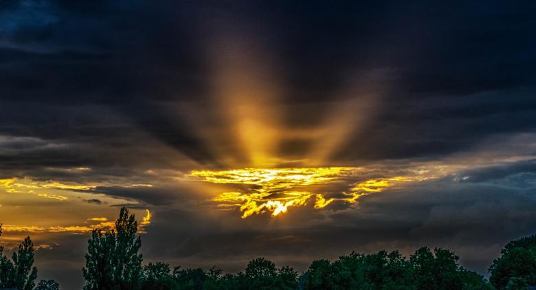 Free stock image of Sunset created by Pixabay