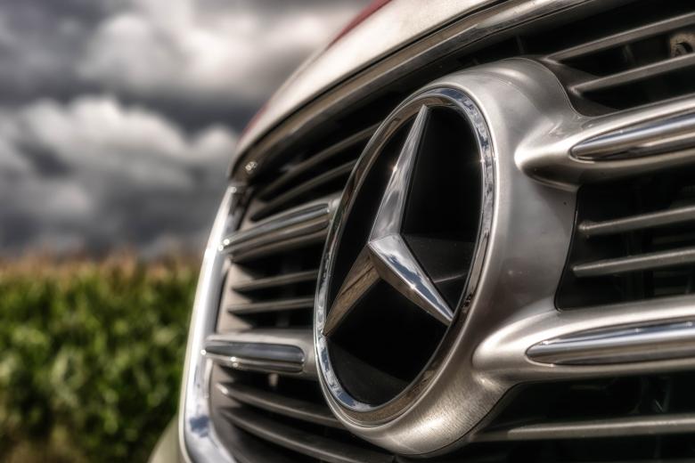 Free stock image of Mercedes Logo created by Pixabay