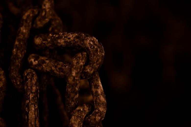 Free stock image of Corroded Steel Chain created by Bjorgvin