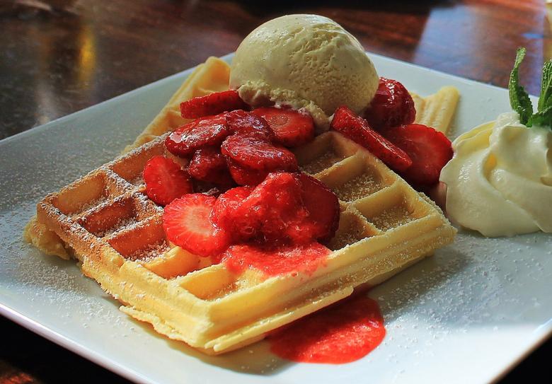Free stock image of Fresh Waffle created by Pixabay