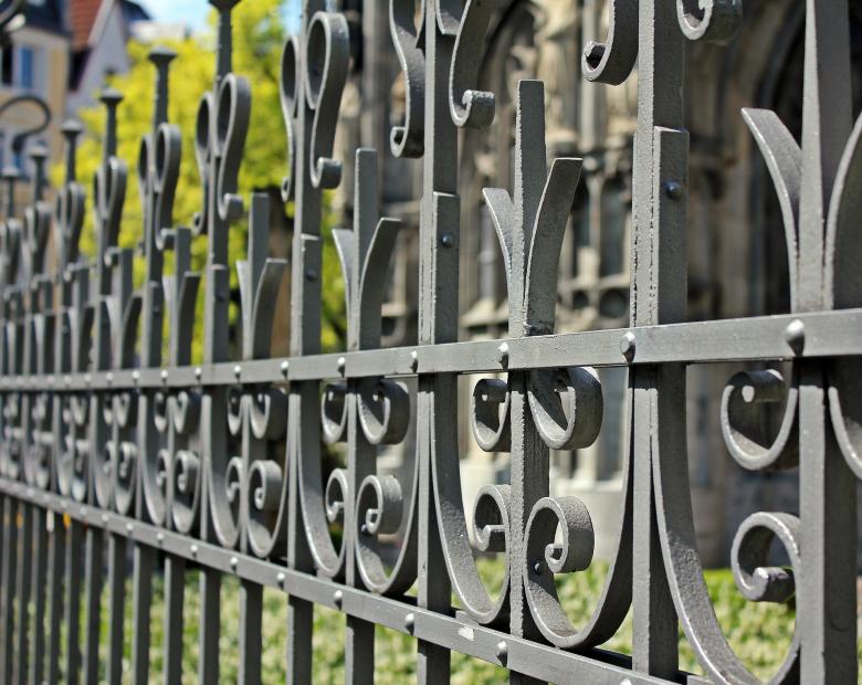 Free stock image of Metallic Fencing created by Pixabay