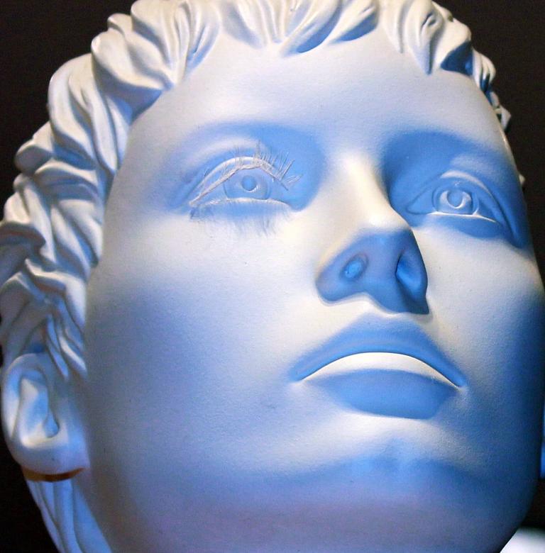 Free stock image of Display Dummy created by Pixabay