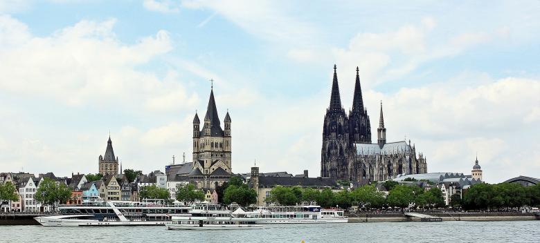 Free stock image of Cologne Cathedral created by Pixabay