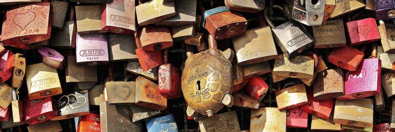 Free stock image of Love Locks created by Pixabay