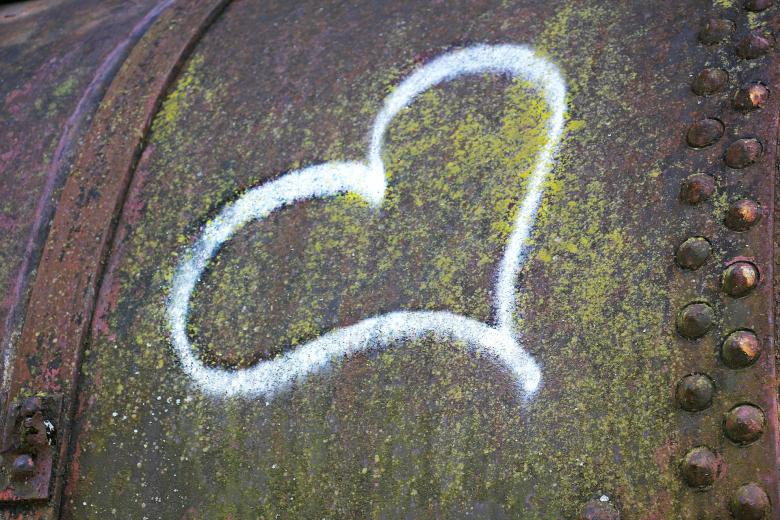 Free stock image of Metal Heart created by Pixabay
