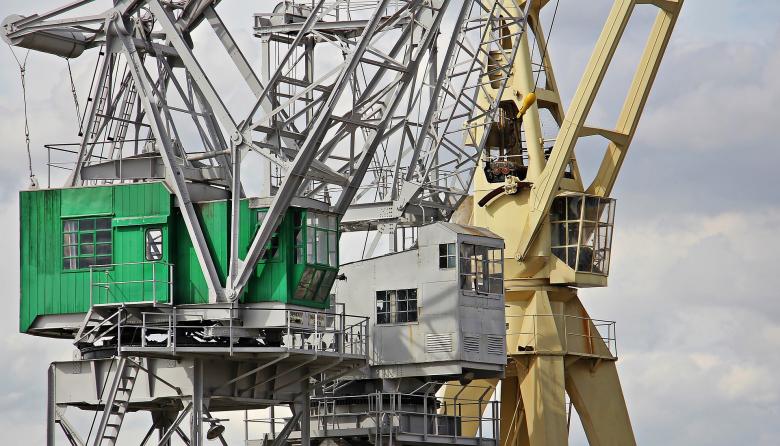 Free stock image of Harbor Cranes created by Pixabay