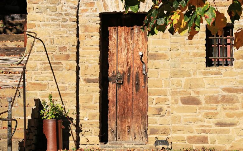 Free stock image of Old Residence created by Pixabay