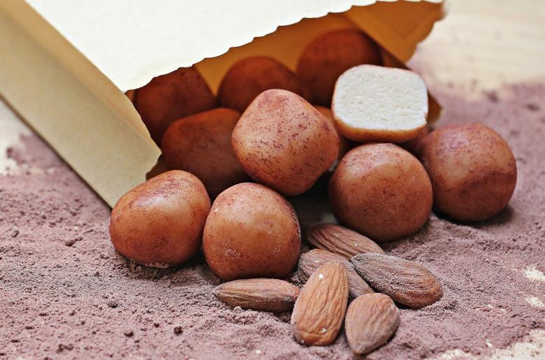 Free stock image of Marzipan Potatoes created by Pixabay