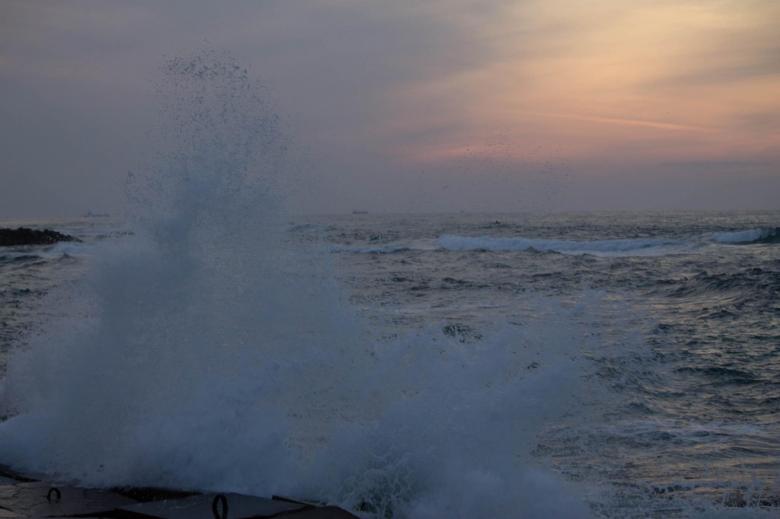 Free stock image of Splashing Waves created by Ayman Taher