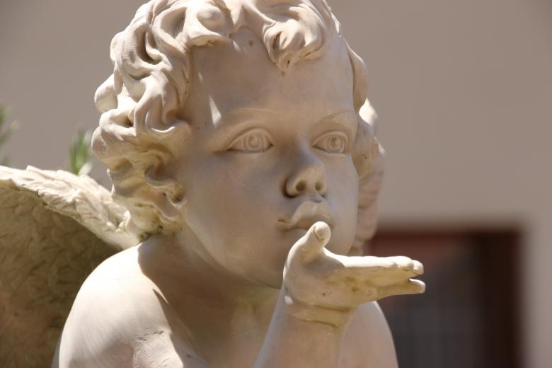 Free stock image of Angel Figure created by Pixabay