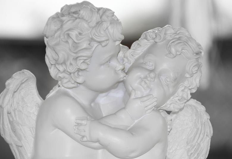 Free stock image of Angel Figure created by Pixabay