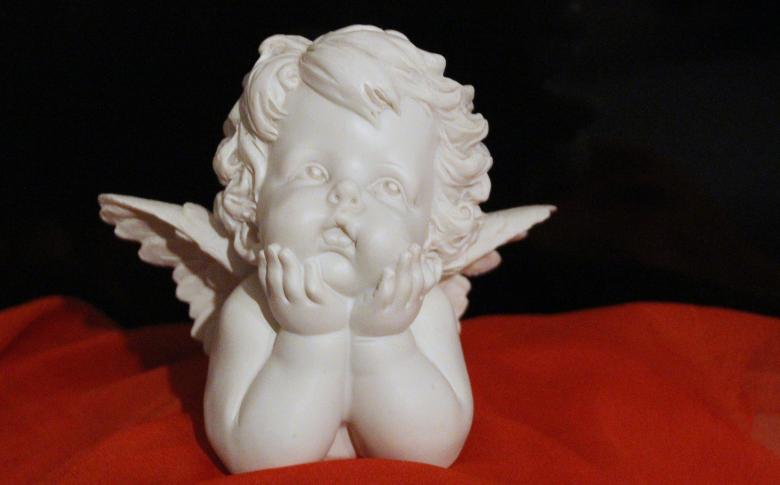 Free stock image of Angel Figure created by Pixabay