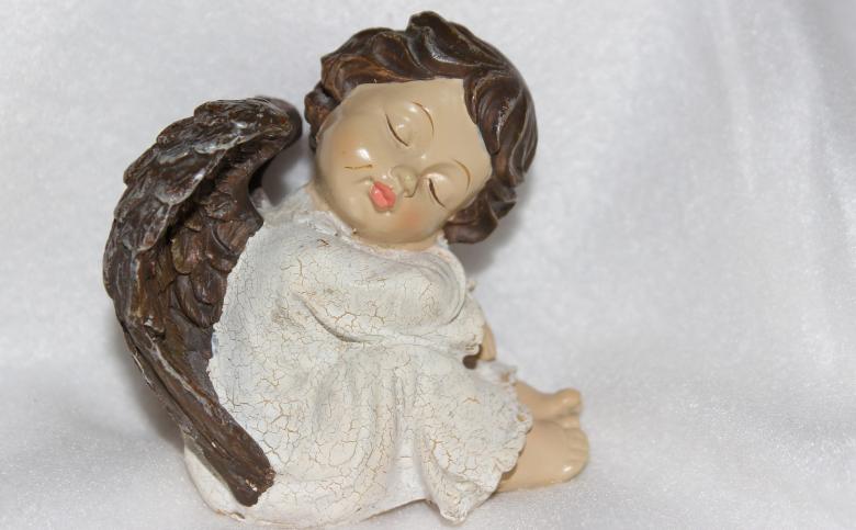 Free stock image of Angel Sculpture created by Pixabay