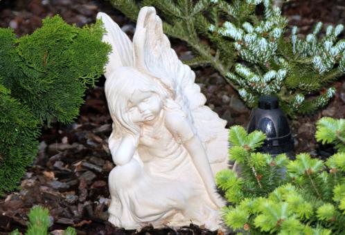 Free Stock Photo of Angel Sculpture