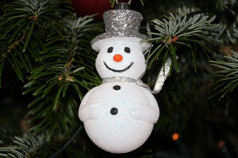 Free stock image of Snow Man created by Pixabay