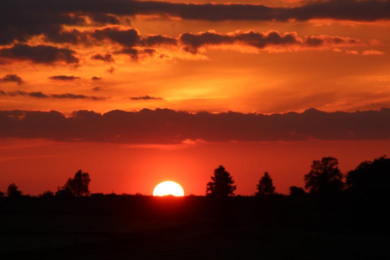 Free stock image of Sunset created by Pixabay