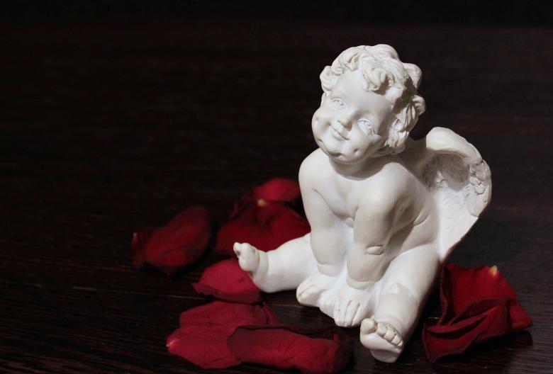 Free stock image of Angel Figure created by Pixabay