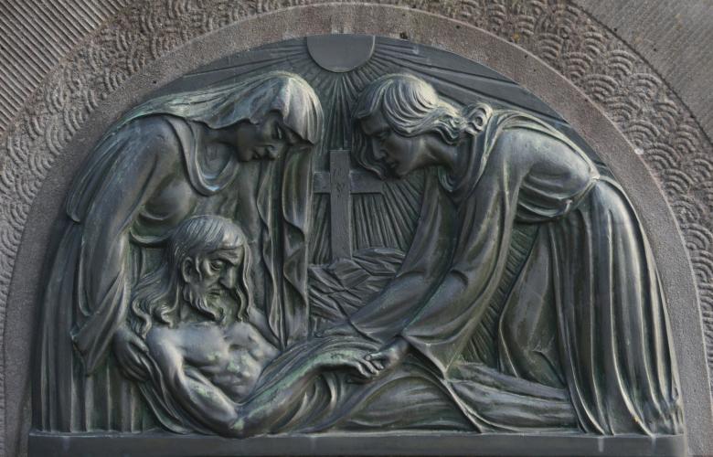Free stock image of Jesus Sculpture created by Pixabay