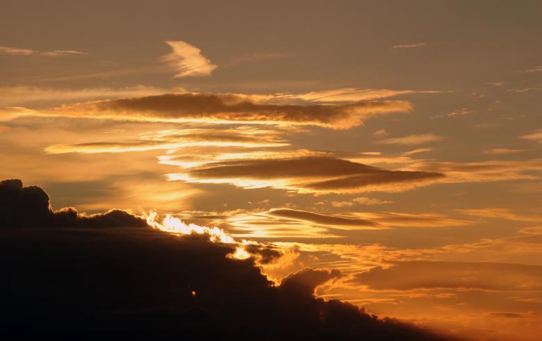 Free stock image of Sunset created by Pixabay