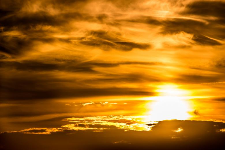 Free stock image of Setting Sun created by Pixabay