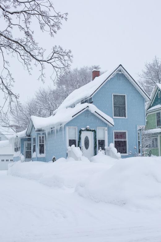 Free stock image of Frozen House created by Pixabay
