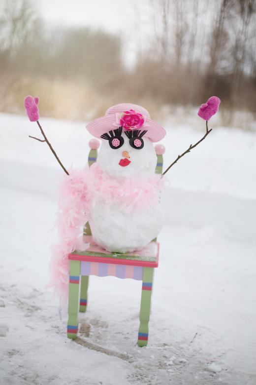 Free stock image of Snow Woman created by Pixabay