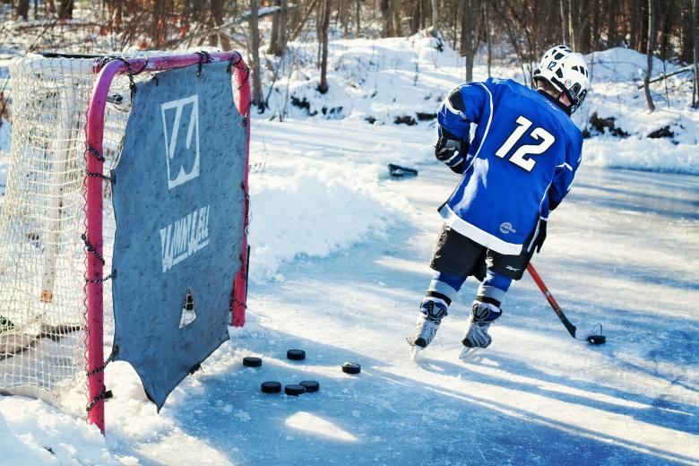 Free stock image of Outside Ice Hockey created by Pixabay